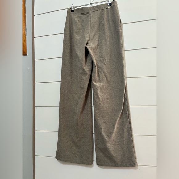 Vuori Pants size S Womens Elevation Trouser Heather Gray Relaxed Fit - Picture 9 of 13